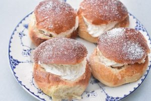 DSC_0847 • nogetiovnen.dk Semlor - opskrift på svenske fastelavnsboller