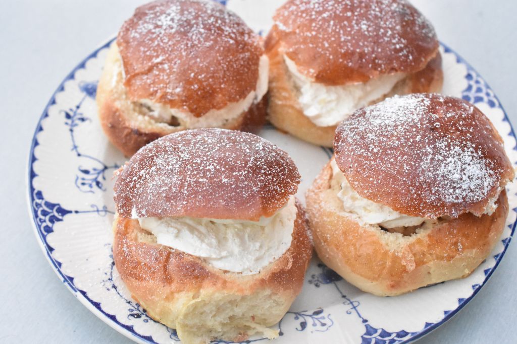 DSC_0847 • nogetiovnen.dk Semlor - opskrift på svenske fastelavnsboller