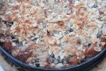 Kirsebærkage med crumble - nem bærtærte