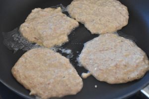 DSC_1372 • nogetiovnen.dk Æblepandekager opskrift - pandekager med æble