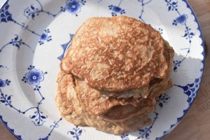 DSC_1373 • nogetiovnen.dk Æblepandekager opskrift - pandekager med æble