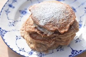 DSC_1375 • nogetiovnen.dk Æblepandekager opskrift - pandekager med æble