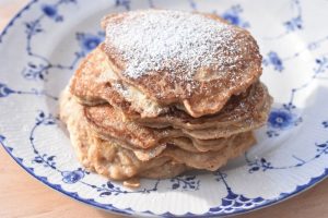 DSC_1381 • nogetiovnen.dk Æblepandekager opskrift - pandekager med æble