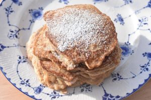 DSC_1382 • nogetiovnen.dk Æblepandekager opskrift - pandekager med æble