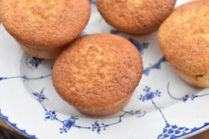 Nemme muffins med vanilje og kardemomme