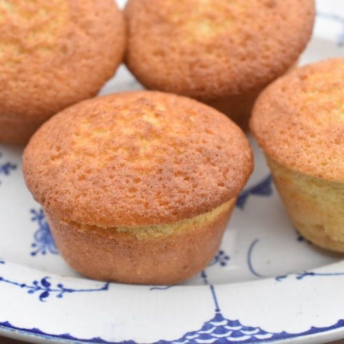 Nemme muffins med vanilje og kardemomme