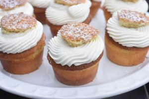 Nemme muffins med vanilje og kardemomme