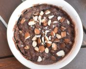 Chokoladekage med banan i mikroovn - nem