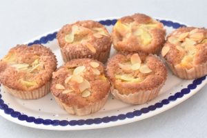 DSC_2398 • nogetiovnen.dk Pæremuffins - opskrift på muffins med pærer