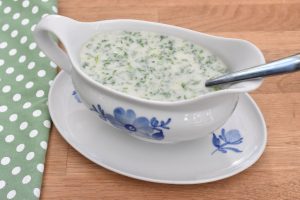 Persillesovs - nem opskrift på klassisk persillesauce