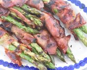 Grillede asparges med parmaskinke - opskrift