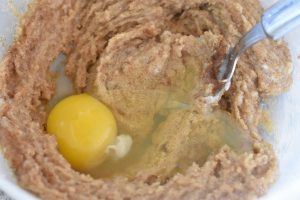 Påske cookies - sprøde cookies med påskeæg