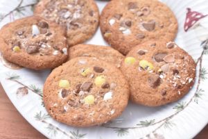 Påske cookies med påskeæg - nem opskrift