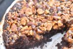 DSC_1843 • nogetiovnen.dk Brownie med nødder og karamel - toscakage