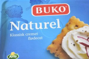 Påskekage - gulerodskage med ostecreme 