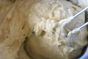 Citronkage med marcipan - nem kage med citron