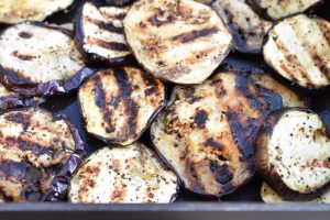 Grillet aubergine - nem opskrift på tilbehør