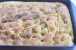 DSC_2202 • nogetiovnen.dk Foccacia med ramsløg - madbrød i bradepande