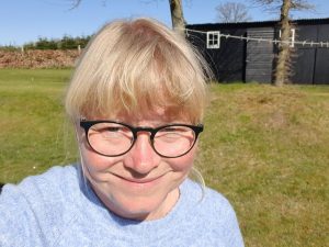 20220425_154316 • nogetiovnen.dk Gitte bliver fuldtidsblogger på nogetiovnen.dk