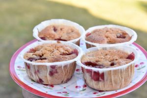 Makronmuffins med jordbær - nem opskrift 