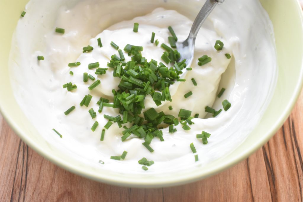 Flødeost dip med purløg - nem dressing