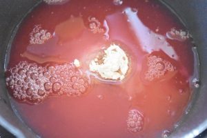 Rabarbersirup opskrift - sirup med rabarber 