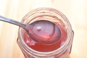 Rabarbersirup opskrift - sirup med rabarber 