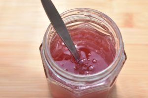 Rabarbersirup opskrift - sirup med rabarber 