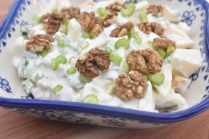 DSC_2970 • nogetiovnen.dk Waldorfsalat opskrift - nem lækker klassisk salat