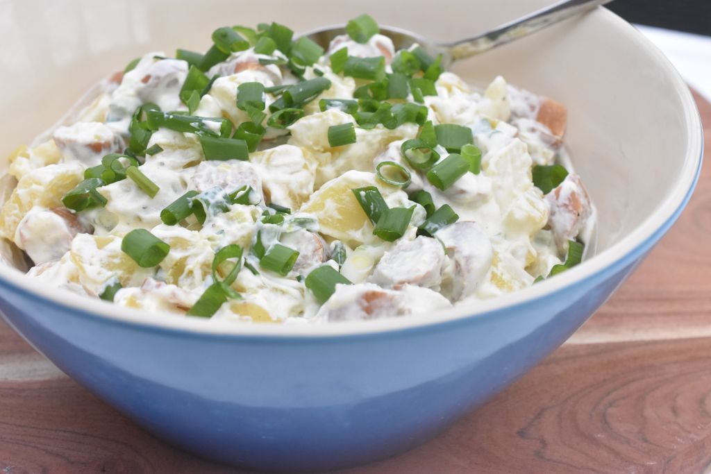 DSC_2980 • nogetiovnen.dk Wienersalat - kold kartoffelsalat med pølser