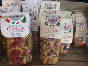 NæsNæsgårdmarked - kunstværkværk på Djurslandgaardmarked - kunstværkværk på Djursland