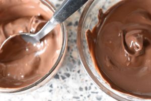 Små mazarinkager med marcipan og Nutella