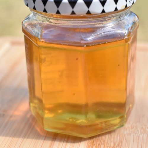 Hyldeblomstsirup af hyldeblomstsaft - opskrift