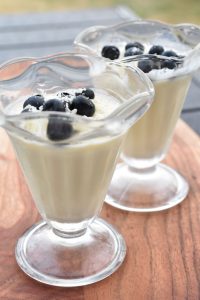 Hyldeblomst panna cotta - nem dessert opskrift