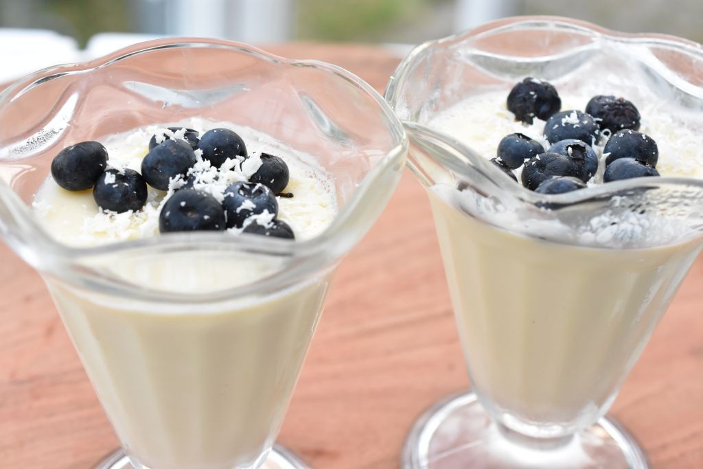 Hyldeblomst panna cotta - nem dessert opskrift