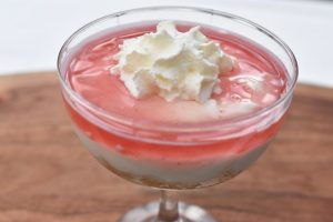 Nem koldskål cheesecake med rabarber 