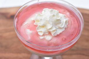 Nem koldskål cheesecake med rabarber 