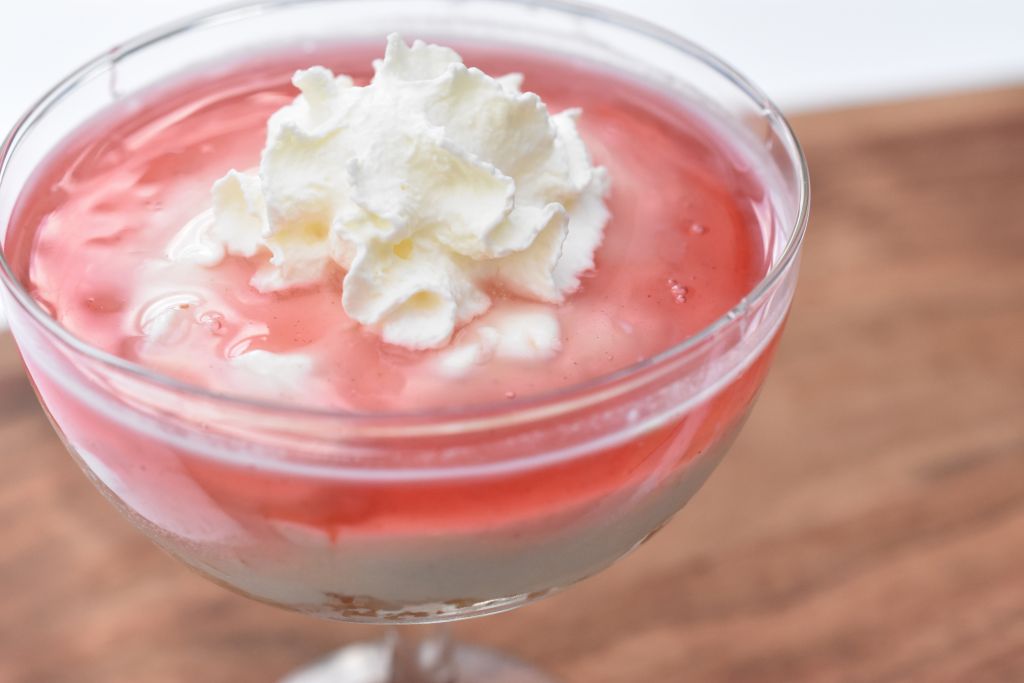 Nem koldskål cheesecake med rabarber