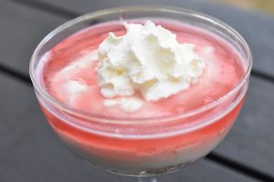 Nem koldskål cheesecake med rabarber 