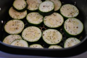DSC_0453 • nogetiovnen.dk Stegt squash i airfryer ell. pande - nem opskrift