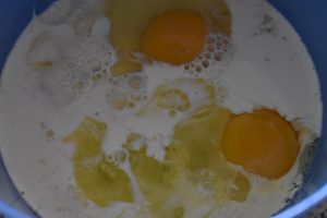 Hyldeblomst pandekager med hyldeblomstsaft