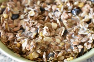 Hjemmelavet müslibar med kondenseret mælk