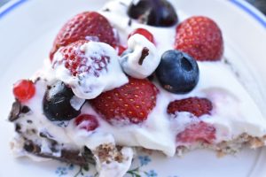 DSC_0617 • nogetiovnen.dk Fragilité - nem marengskage med frugt & bær