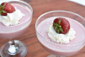 Jordbær panna cotta - nem fløde dessert