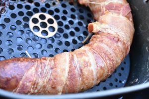 Medister med bacon i ovn ell. airfryer