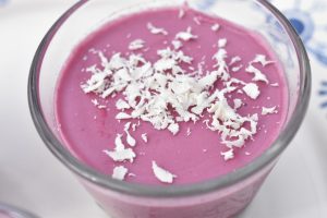 Brombær panna cotta - nem dessert opskrift