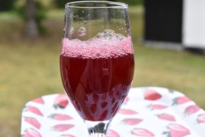 Brombærsaft - opskrift på saft med brombær