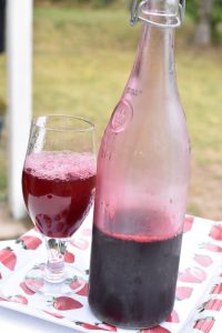 Brombærsaft - opskrift på saft med brombær