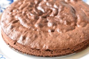 Hjemmelavede chokoladebunde til rutebilslagkage