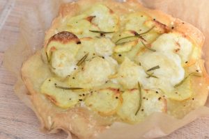 DSC_0823 • nogetiovnen.dk Kartoffelpizza i airfryer - nem opskrift